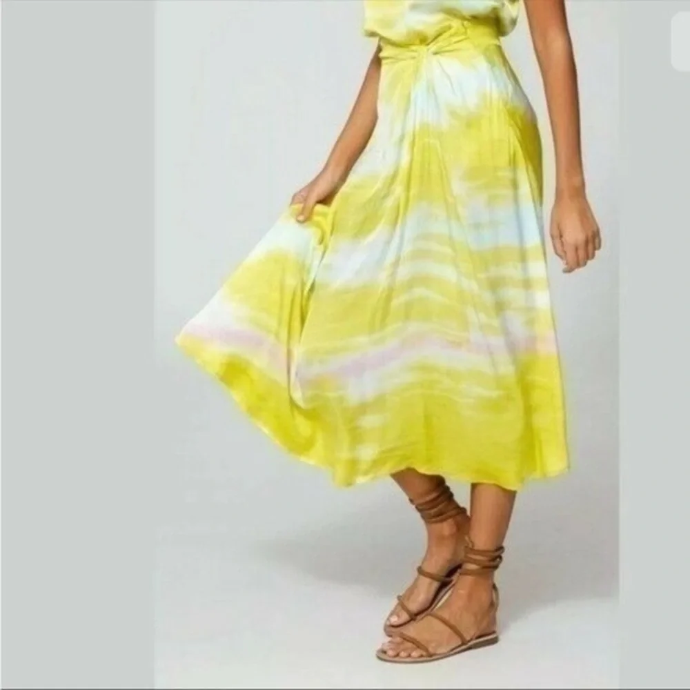 Young Fabulous & Broke Savanna Tie Dye Printed Satin Twist Midi Skirt Lime Small